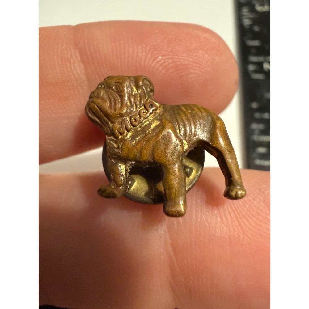 Vintage Mack Trucks Bulldog Lapel Pin Gold Tone Mascot Trucking Collectible